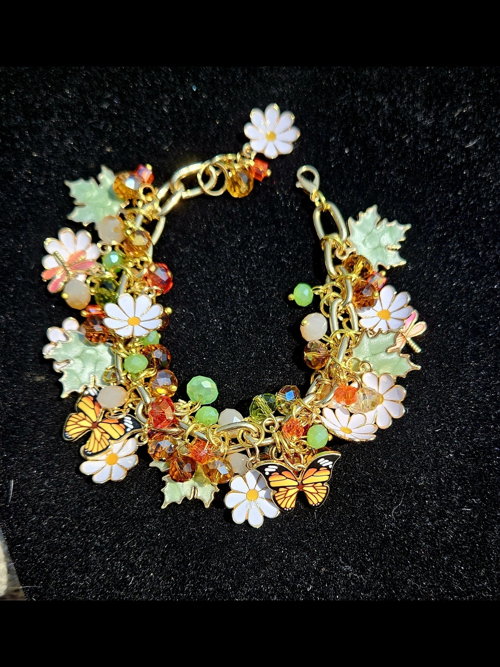 Gold Floral, Dragonfly & Butterfly Charm Bracelet - White Daisy, Green Leaf OOAK - Picture 9 of 14